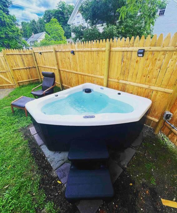 New!! Lovely Unit W/ Private Hot Tub And Patio! ラコニア エクステリア 写真